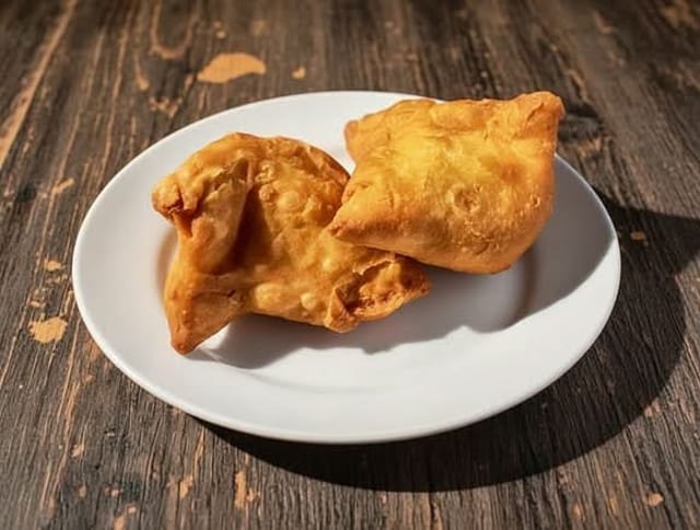 Veg. Samosa.